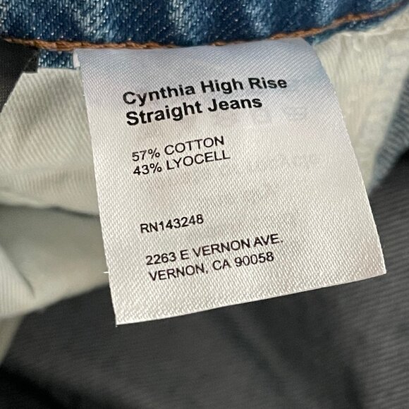 Reformation Cynthia High Rise Straight Jeans, Size 31 - Picture 5 of 6